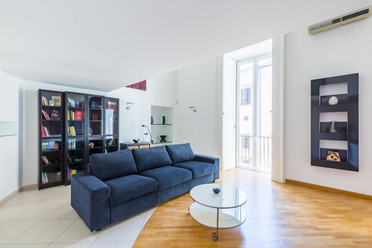 Design & Studio Duplex At National Museum Napels Buitenkant foto
