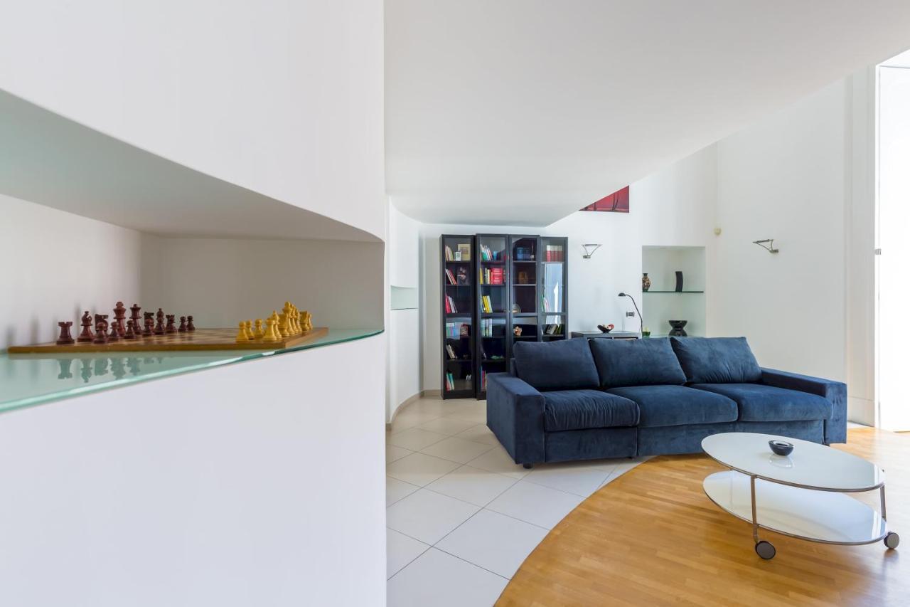 Design & Studio Duplex At National Museum Napels Buitenkant foto