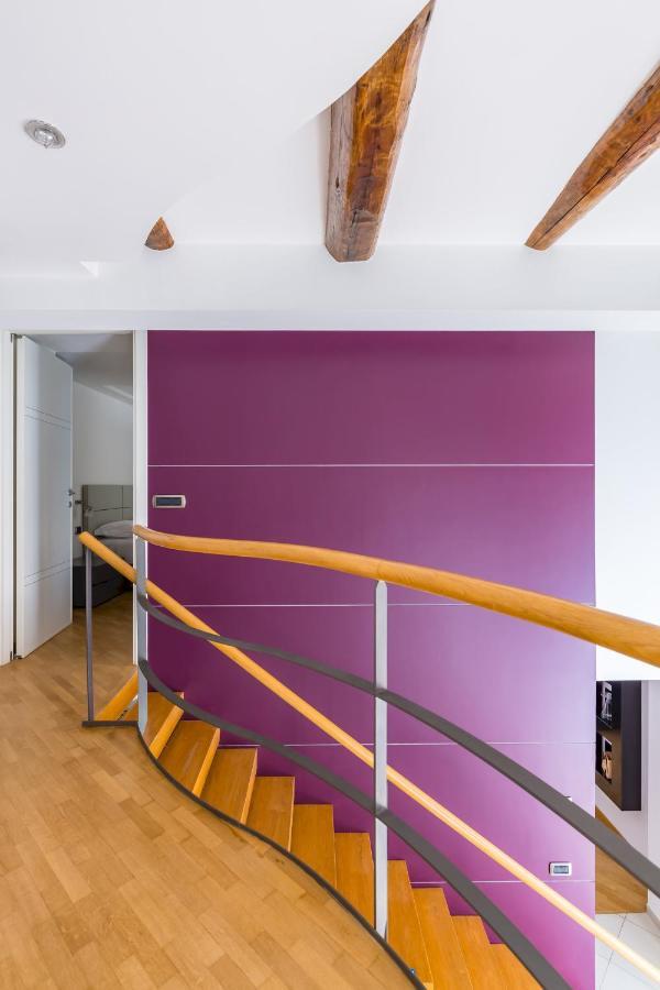 Design & Studio Duplex At National Museum Napels Buitenkant foto